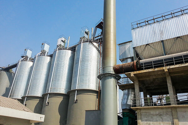 年產30萬噸礦粉線現場