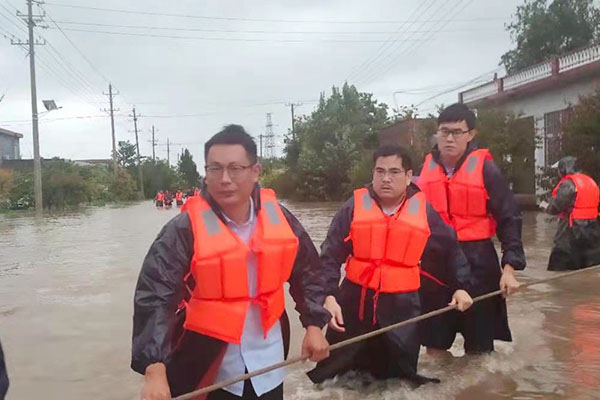 新鄉(xiāng)長城機(jī)械組織救援工作