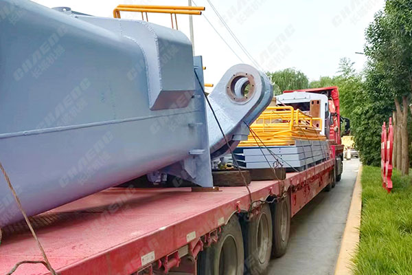 山東年產(chǎn)30萬(wàn)噸礦粉線上殼體、搖臂發(fā)貨