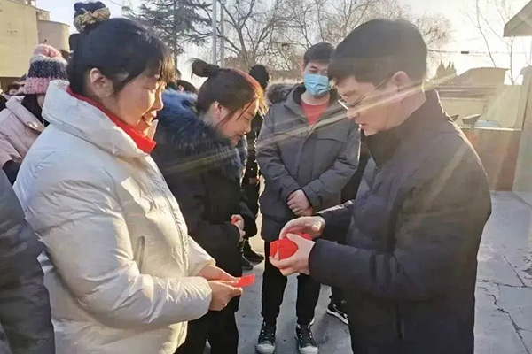 長(zhǎng)城機(jī)械發(fā)開工紅包